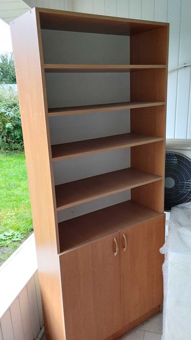 Продам відкриту шафу