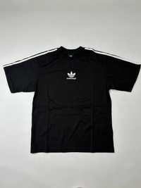• футболка Balenciaga x Adidas Black T-shirt • S-M