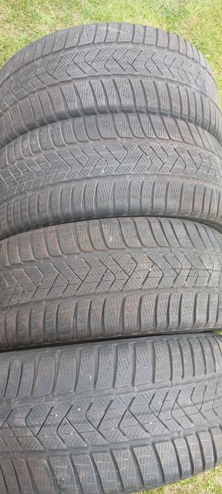 Opony zimowe 245/45/19 Pirelli sottozero 3