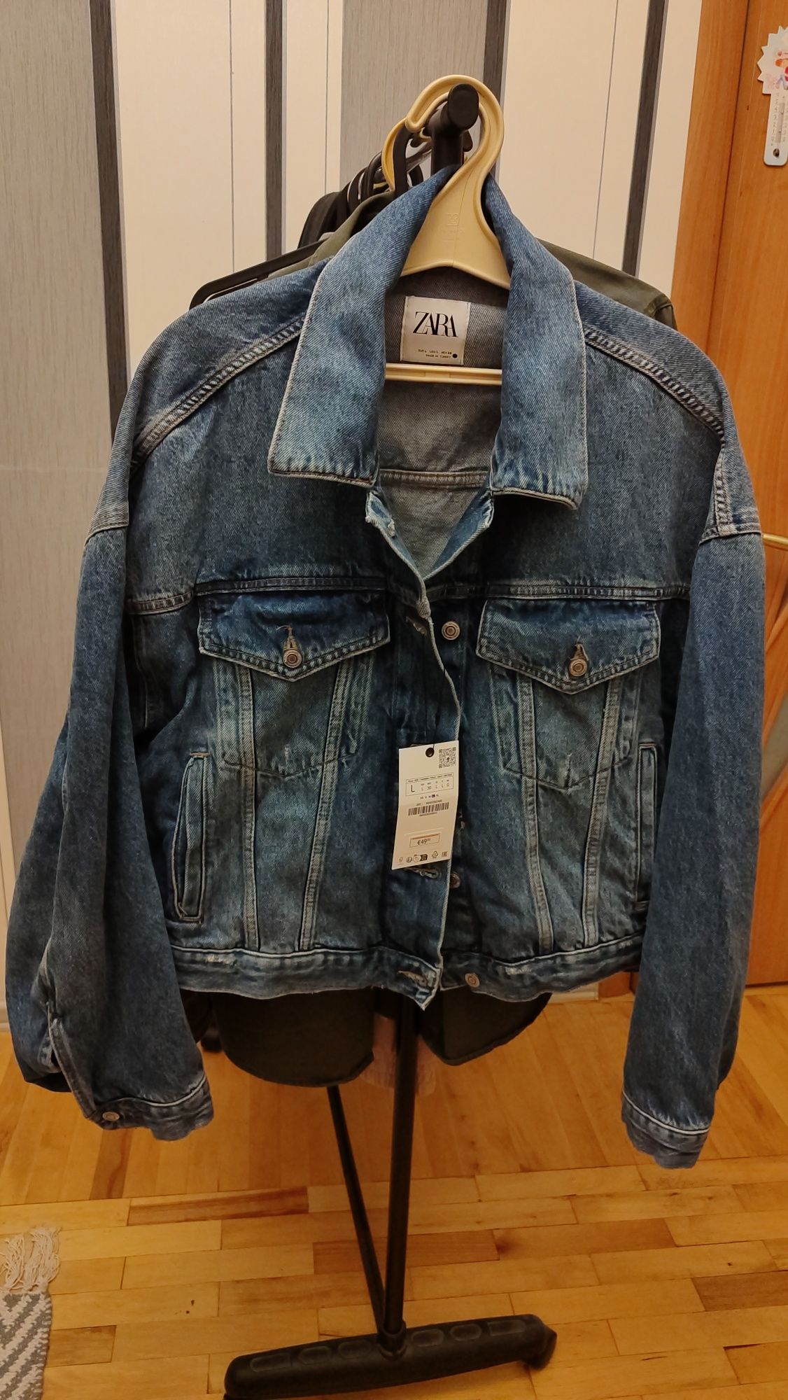 Куртка Zara, розмір L