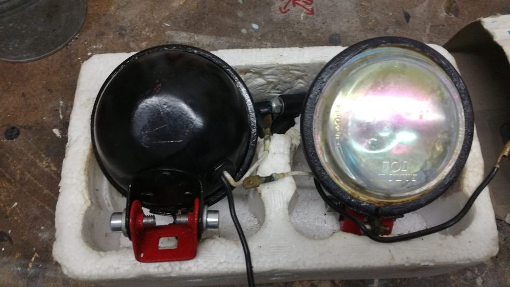 Faróis de nevoeiro  universais 12v