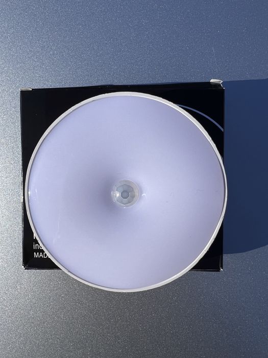 LED світильник, лампа +датчик руху.2 кольора світла