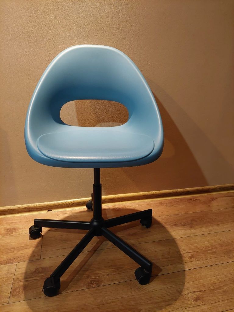 Krzesło obrotowe IKEA niebiesko-czarne