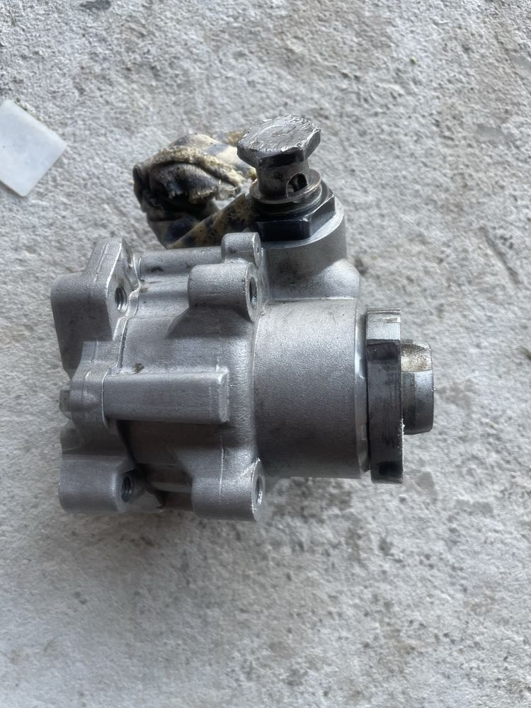 Насос гур т-4 Volkswagen