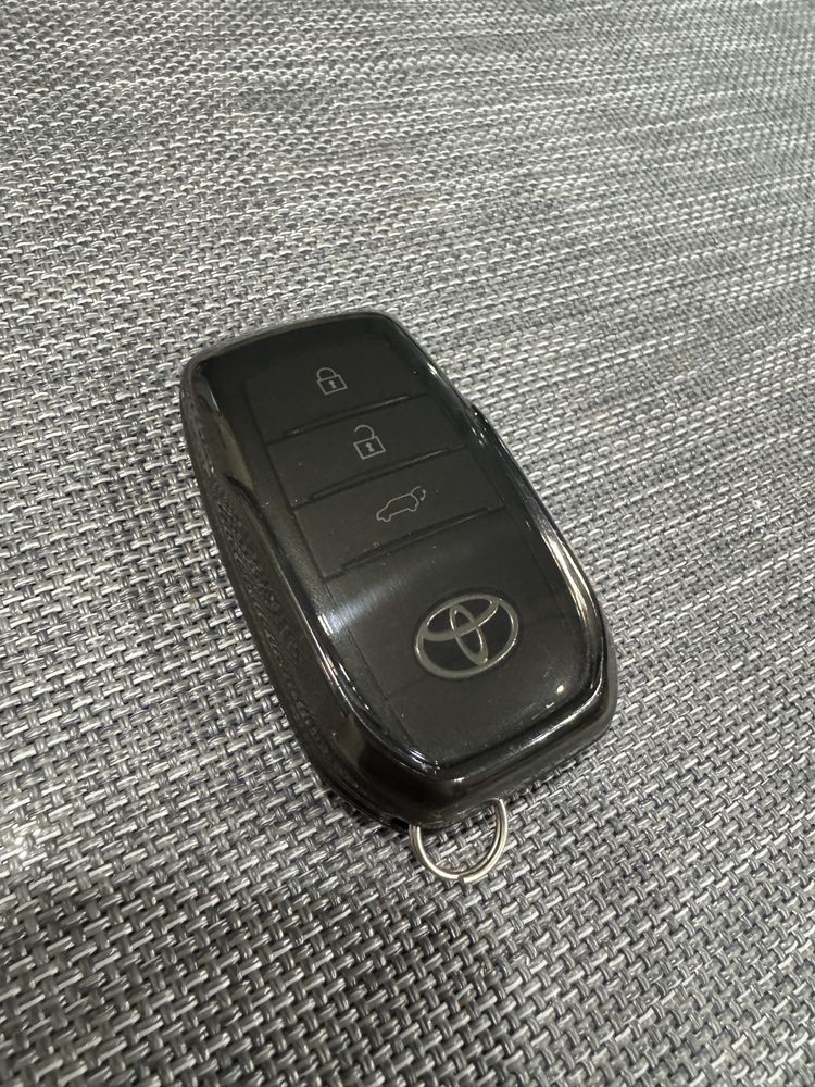 Силіконовий чохол для ключа Toyota Yaris/Yaris Cross/Corolla/C-Hr/Rav4
