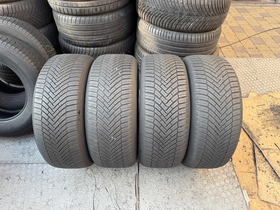 235-55 R17 103V Continental All Season Contact 4шт