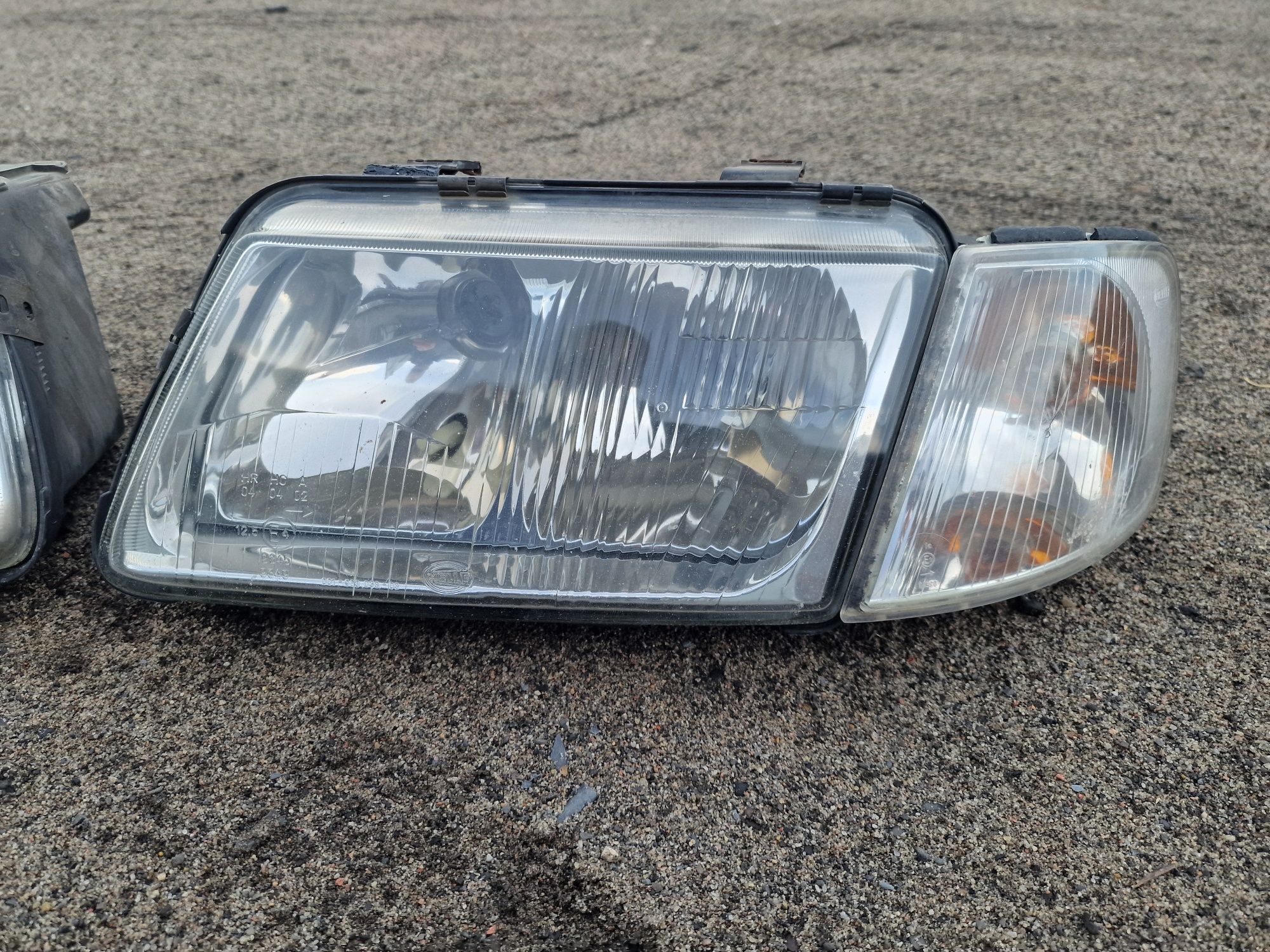 Lampy przód audi a3 8L kierunkowskazy komplet