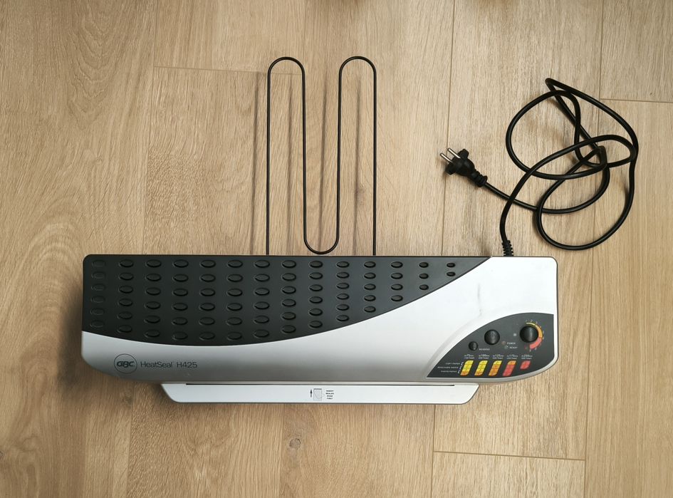 Máquina plastificadora até A3 profissional, em excelente estado