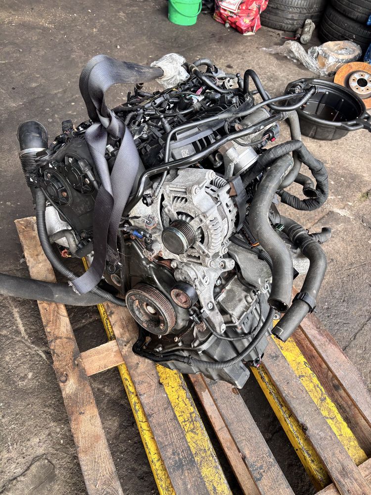 Silnik Audi 2.0 tfsi CVK A4 B9 A5 kompletny