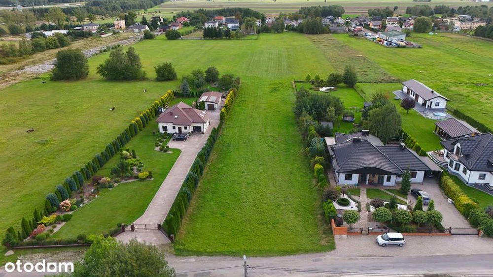 Atrakcyjna działka 8341 m2 - 7 km od Radomska