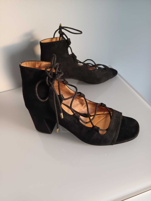 Sandałki buty na obcasie Stradivarius 38 czarne wiązane