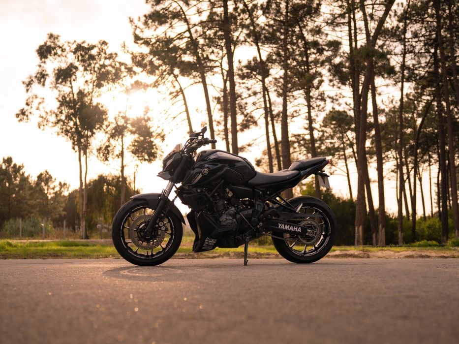 Yamaha MT 07 PURE (35kw livrete)