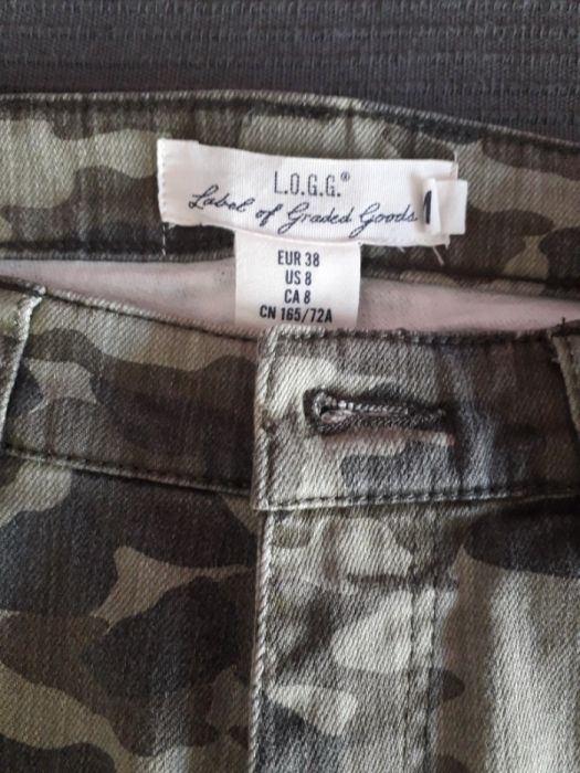 Nowe spodnie dżinsy jeansy moro h&m logg 38