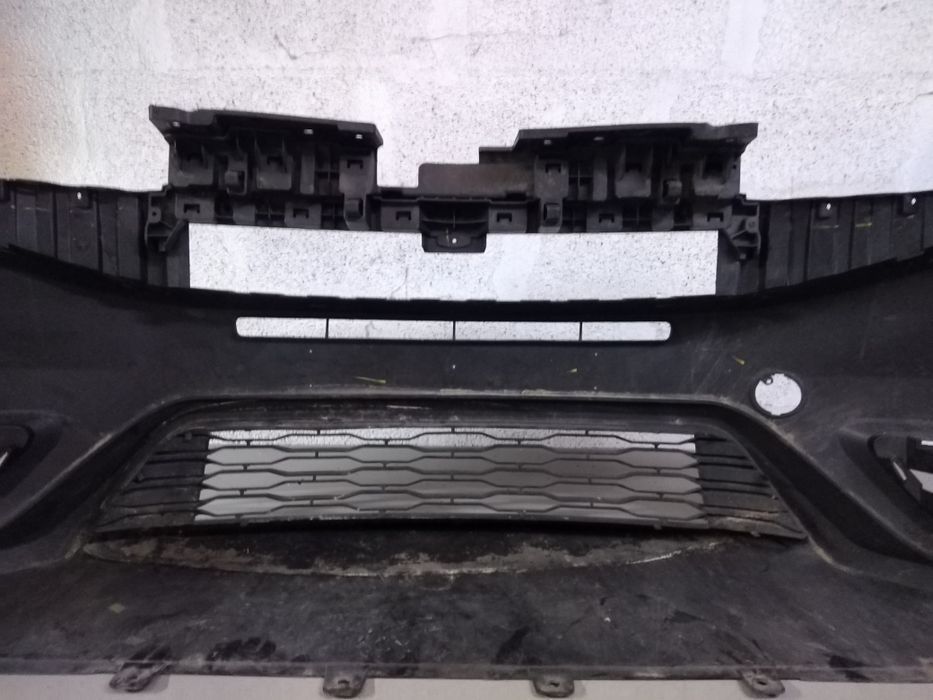 Vendo Para-choque de frente Fiat Doblo ano2015/18