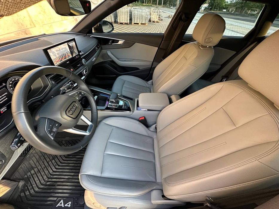 Audi A4 Allroad 2023 Quattro Ultra • S-Line