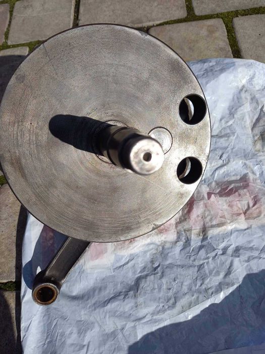 Оригінальний колінвал Jawa 250 353 у хорошому стані.