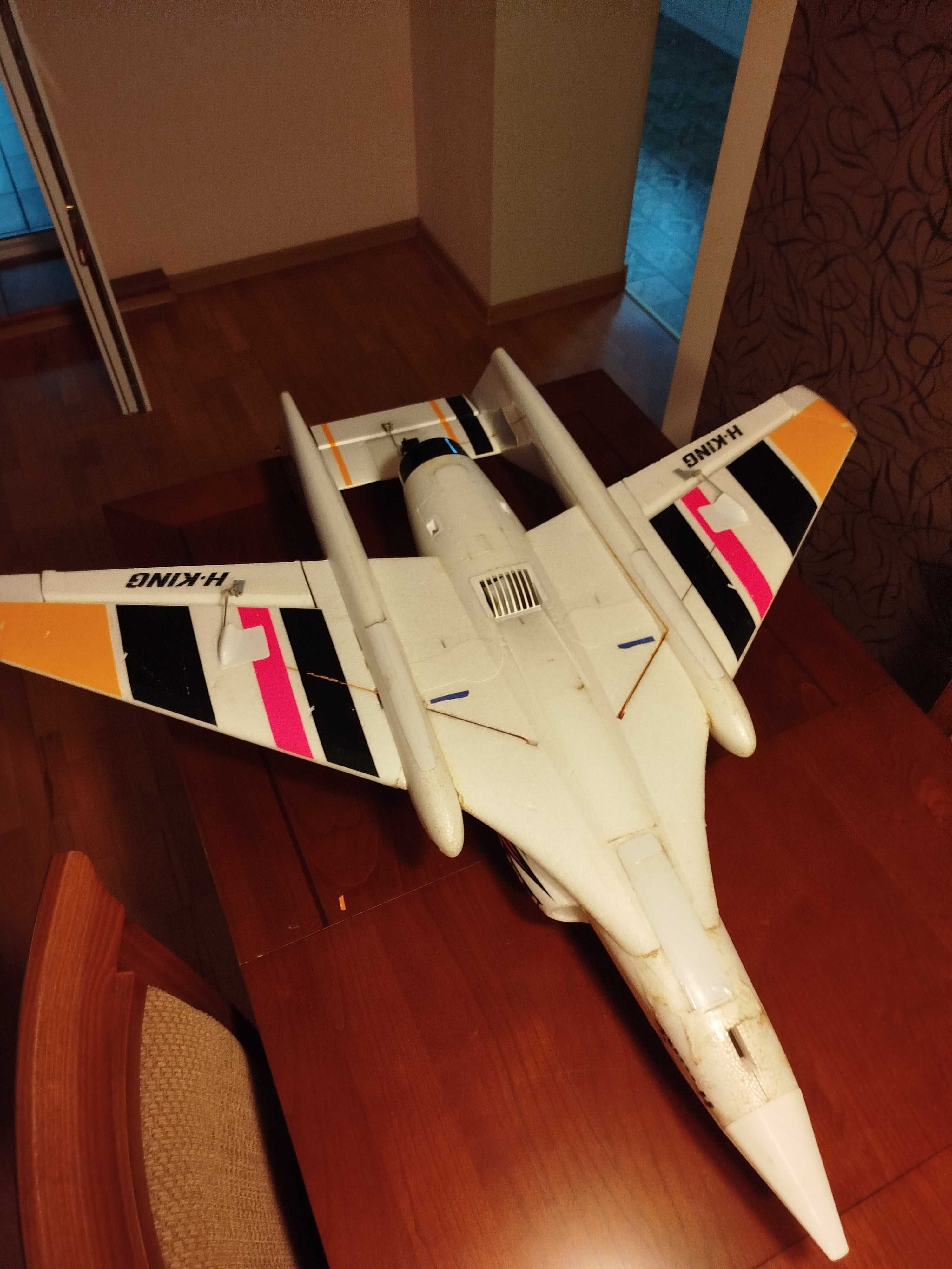 Model RC FlyCat EDF70 6S