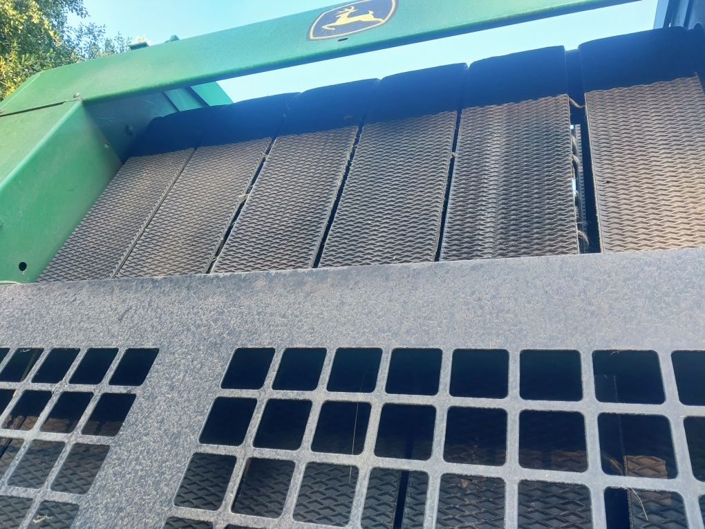 Prasa John deere 592