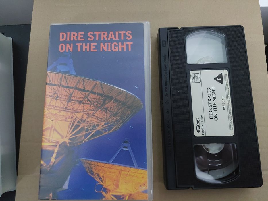 Vhs concertos metallica ac dc pink floyd