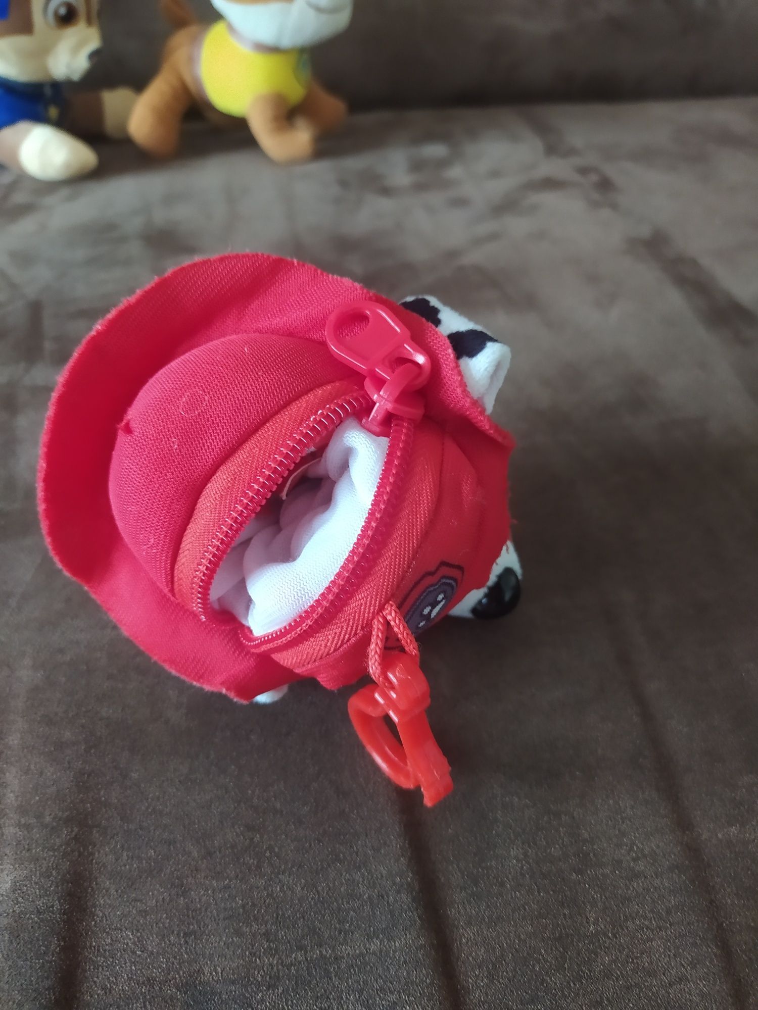 Psi Patrol pluszaki przytulanki maskotki 4 sztuki 25 zł