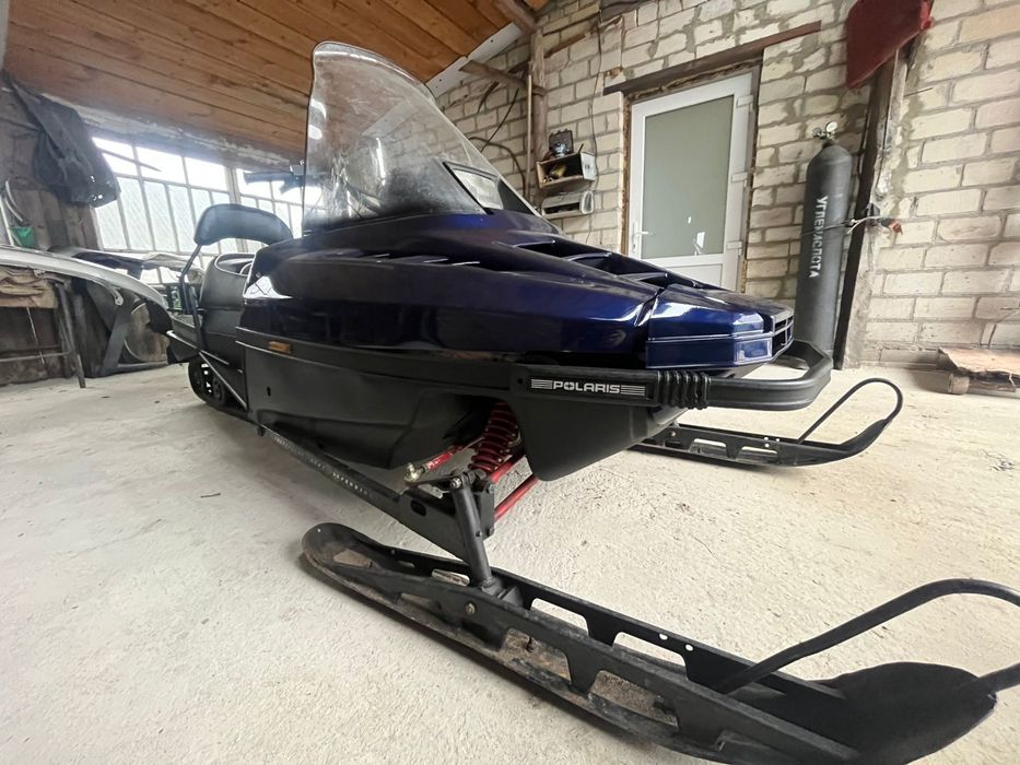 Снігохід Поларіс..ціна халява