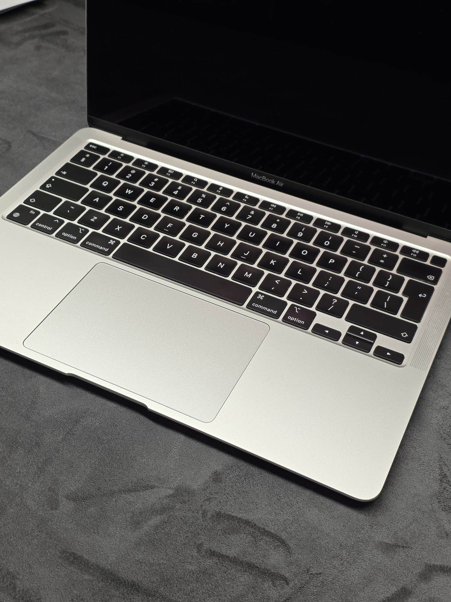 Macbook Air M1 16/256GB