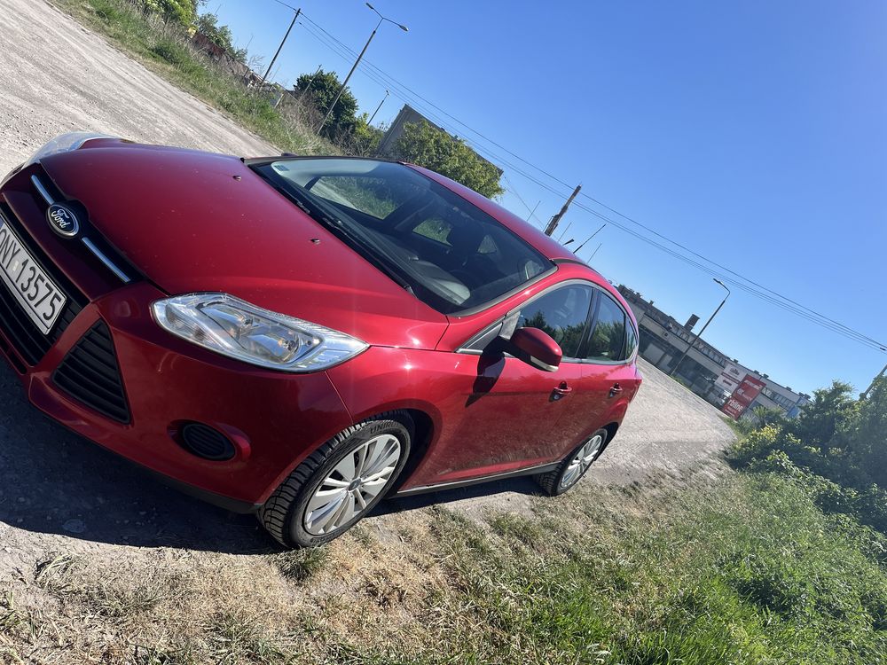 Ford focus 2011, 1,6tdi,95KM, czerwony metalik