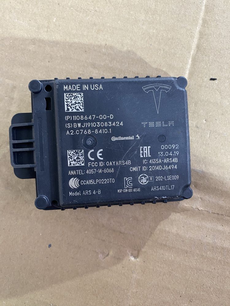 Radar Sensor Distronic Tesla 3