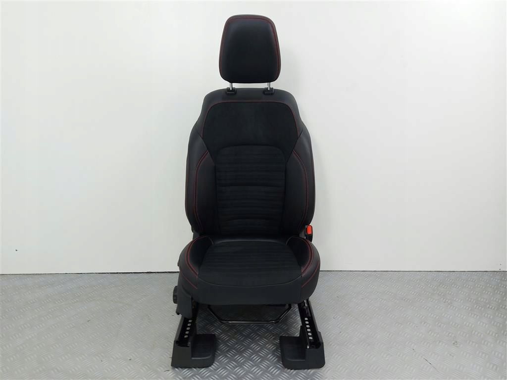 Fotel przedni prawy ford kuga MK3 skóra Alcantara st line 20