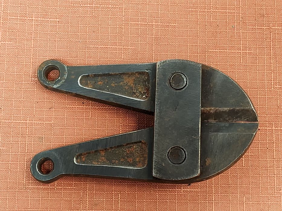 Nożyce do prętów głowica