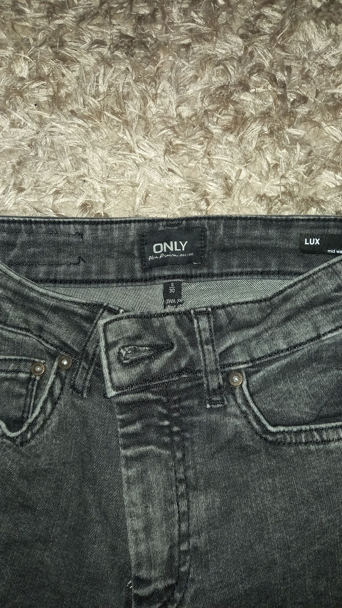 Скінні джинси жіночі