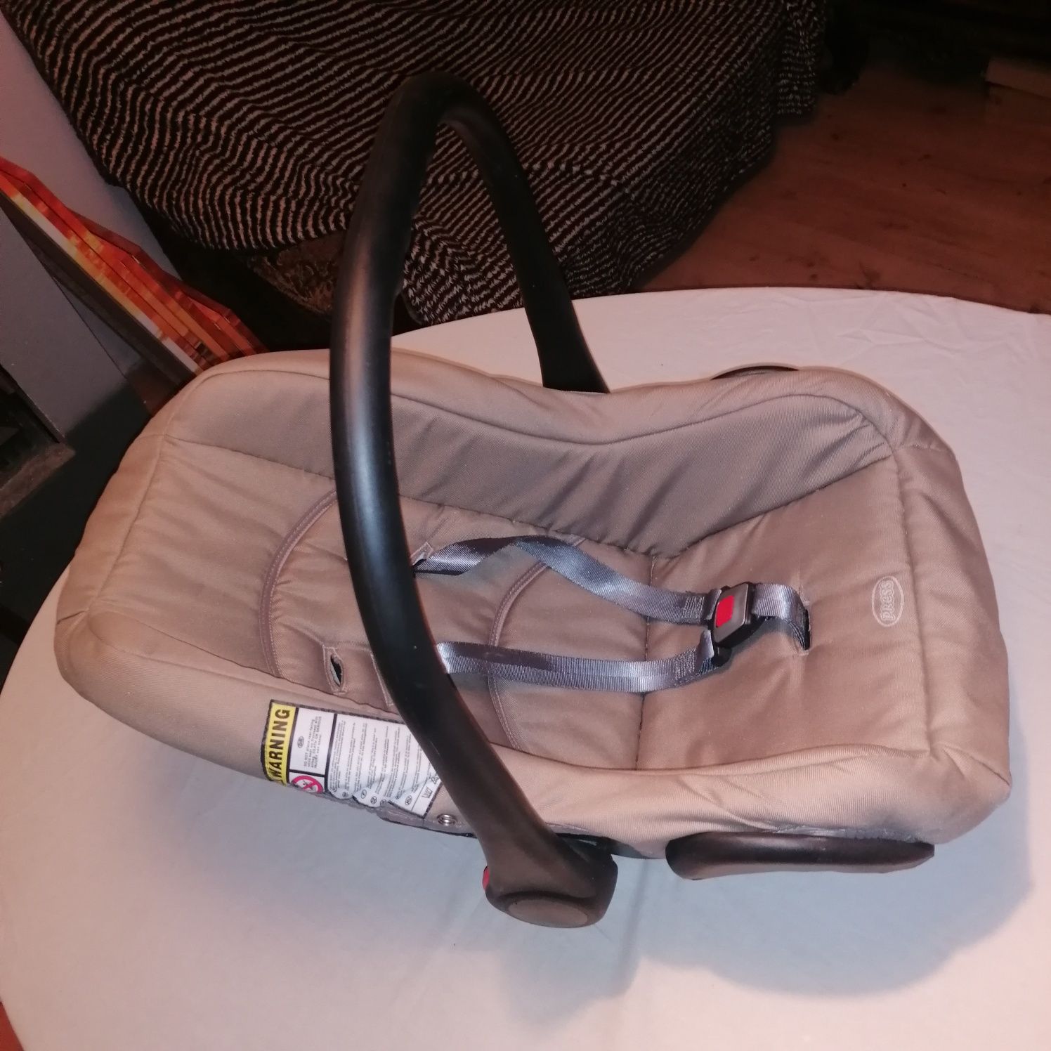 Fotelik dziecięcy do samochodu karwala 0-10 kg isofix