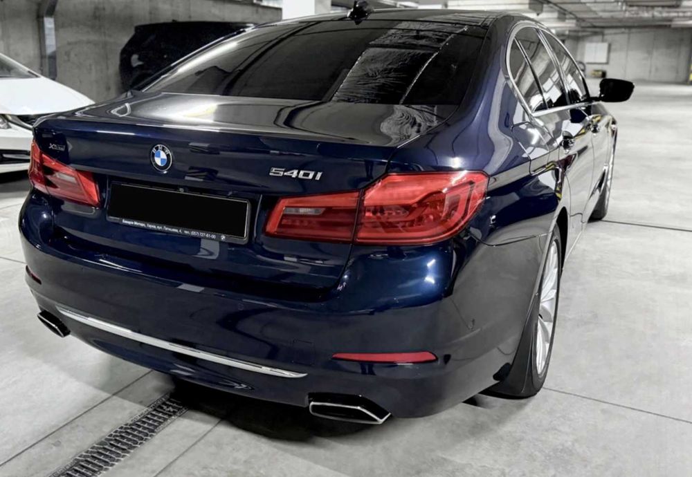 Продаж BMW 5 Series 2017 - відмінний стан , в наявності на дорогах