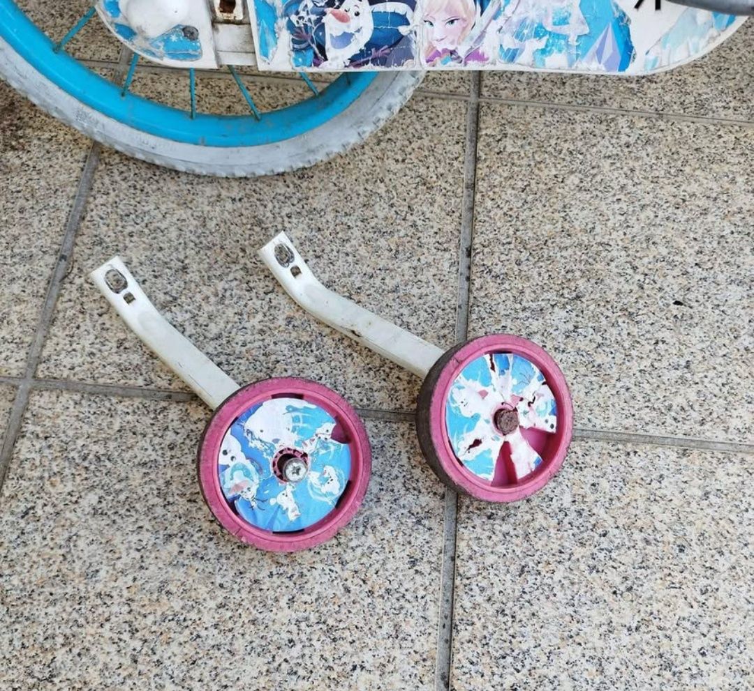 Bicicleta criança com rodinhas