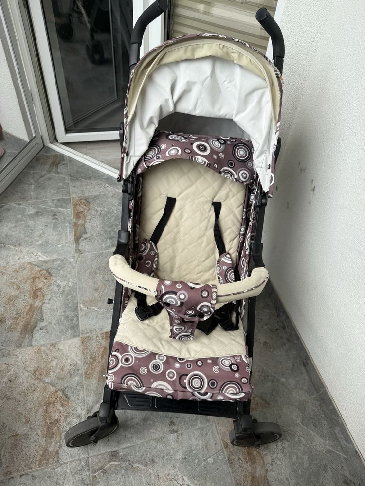 Продам прогулочну каляску