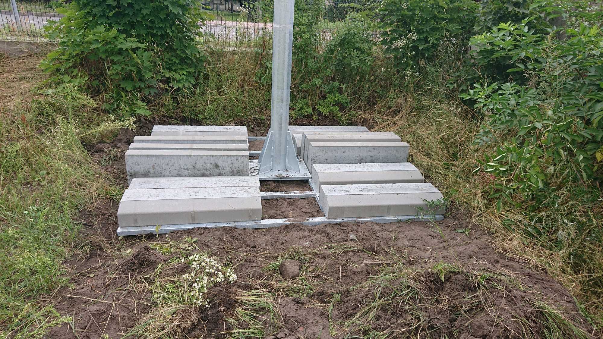 Reklama wolnostojaca, bilbord, konstrukcja reklamowa, baner, pylon
