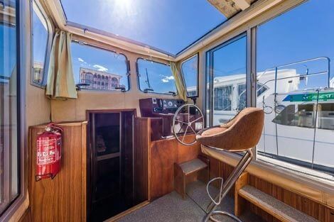 Czarter bez patentu 7 osób barka jacht housboat Wielka Pętla Wielkopol