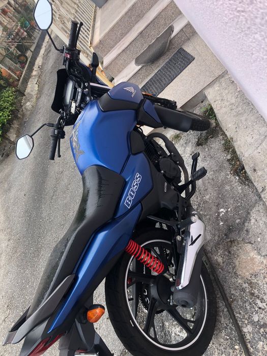 CB125F Azul 2024