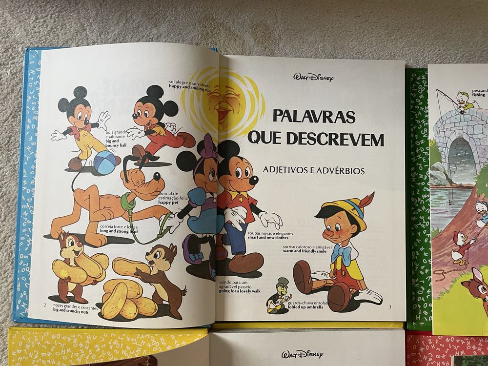 Livros infantis da Walt Disney “Como é que se diz” em ingles