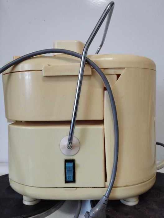 Соковижималка "Росинка" Робочий стан