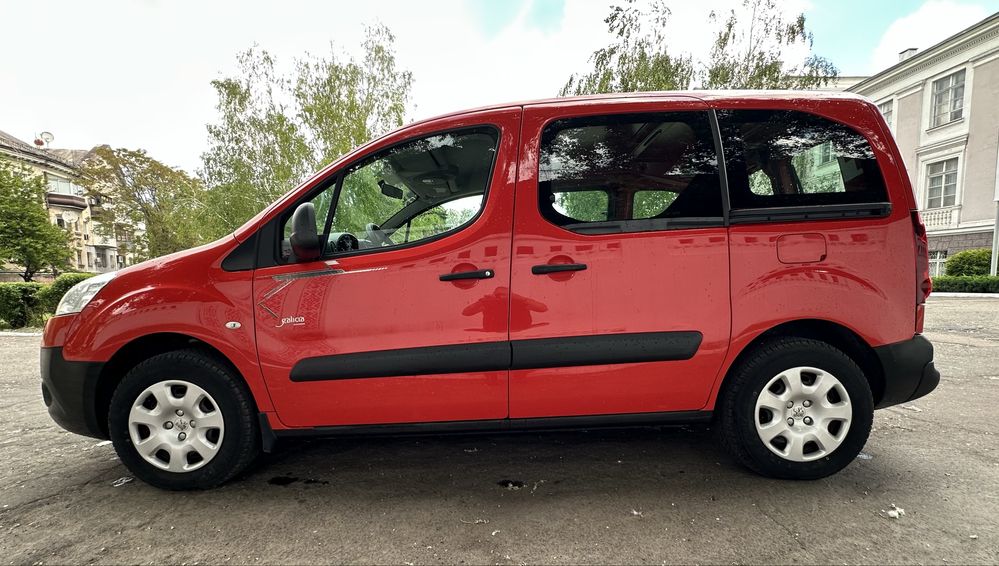 Продам Peugeot Partner Electro 2013 24 квт 133.000 км