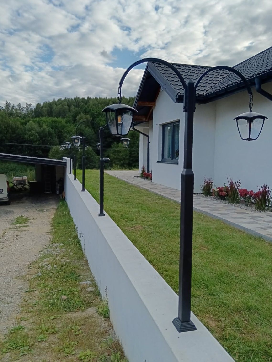 Stylowe latarnie ogrodowe – nowe, metalowe, z okablowaniem!