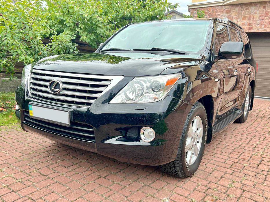 Продам Lexus LX570