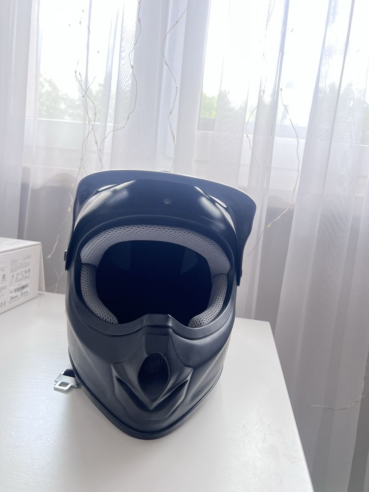Kask enduro, rower, hulajnoge stan nowy