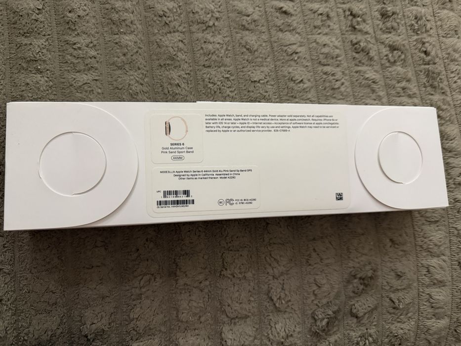 Apple Watch Series 6 GPS 44mm Gold Aluminum Case