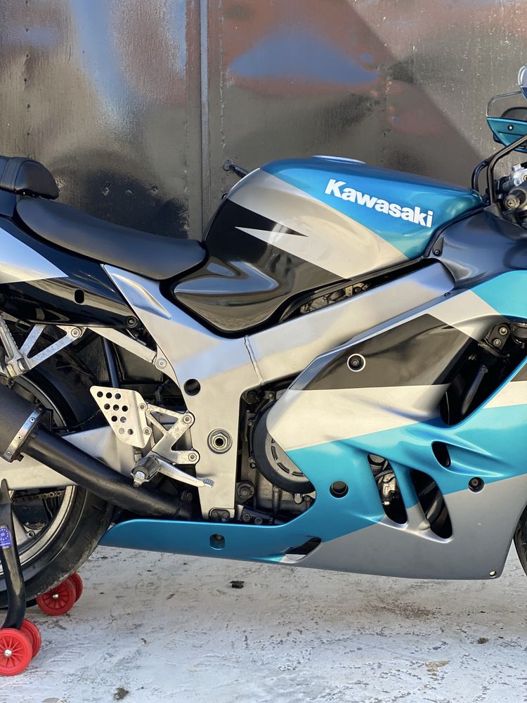 Kawasaki Ninja ZX9R 1994