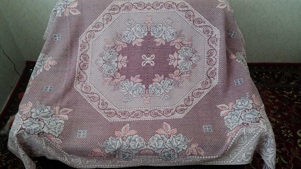 Duża narzuta kapa 185 x140 w bdb stanie możliwa wysyłka