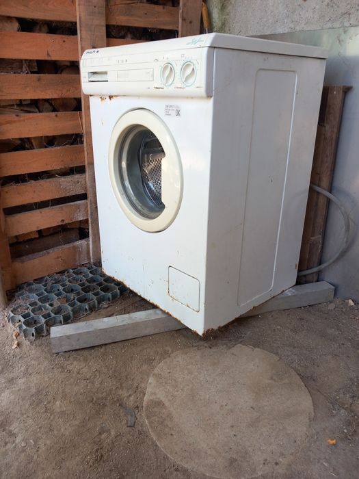 Maquina de lavar roupa