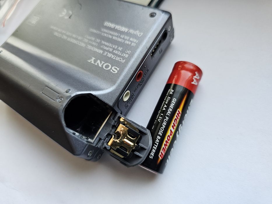 MD Плеєр Sony Walkman MZ-G750 Робочий