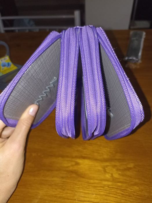 Пенал універсальний